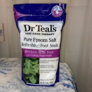 Dr. Teal's Pure Epsom Salt Foot Soak, NWT, 2 lbs